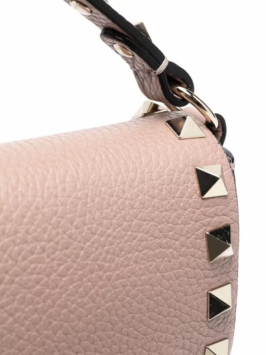 Valentino Garavani Vlogo Signature Grainy Calfskin Wallet With Chain Cross-Body Bag