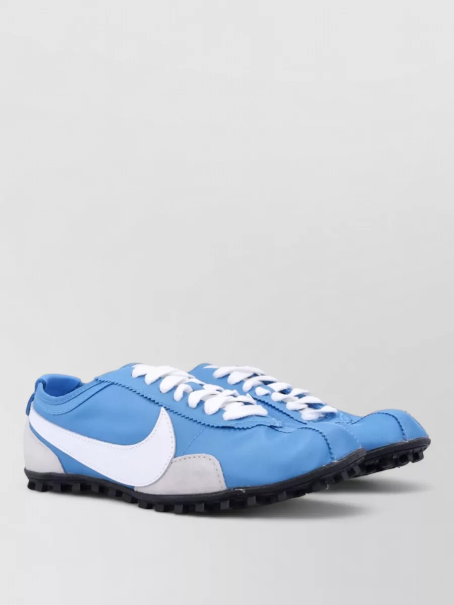 Nike low-top lace-up sneakers