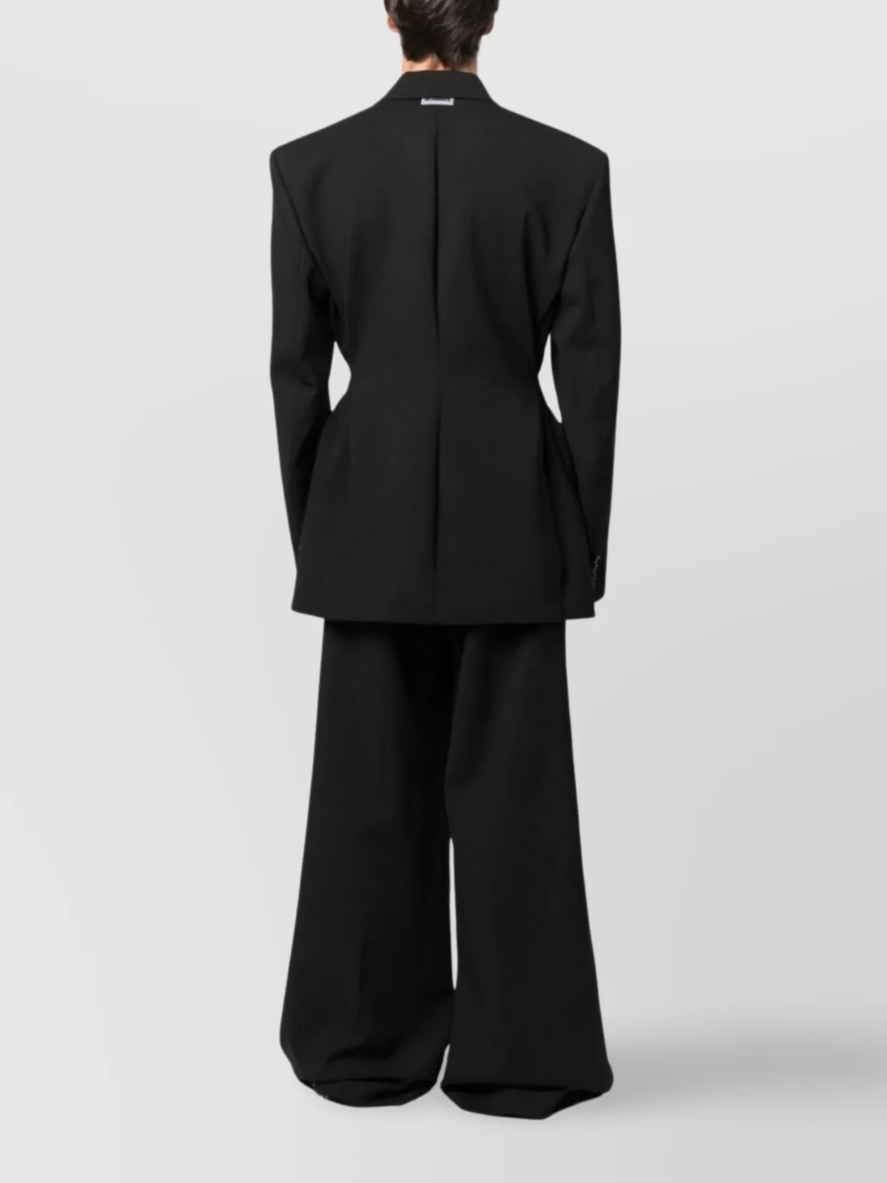 Vetements Tailored Blazer With Padded Shoulders And Pockets In Black