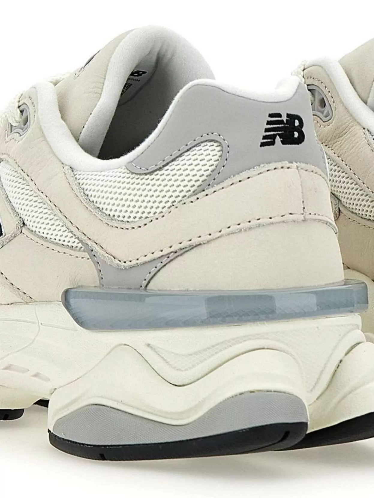 New Balance High Sole Sneakers Diamond Pattern