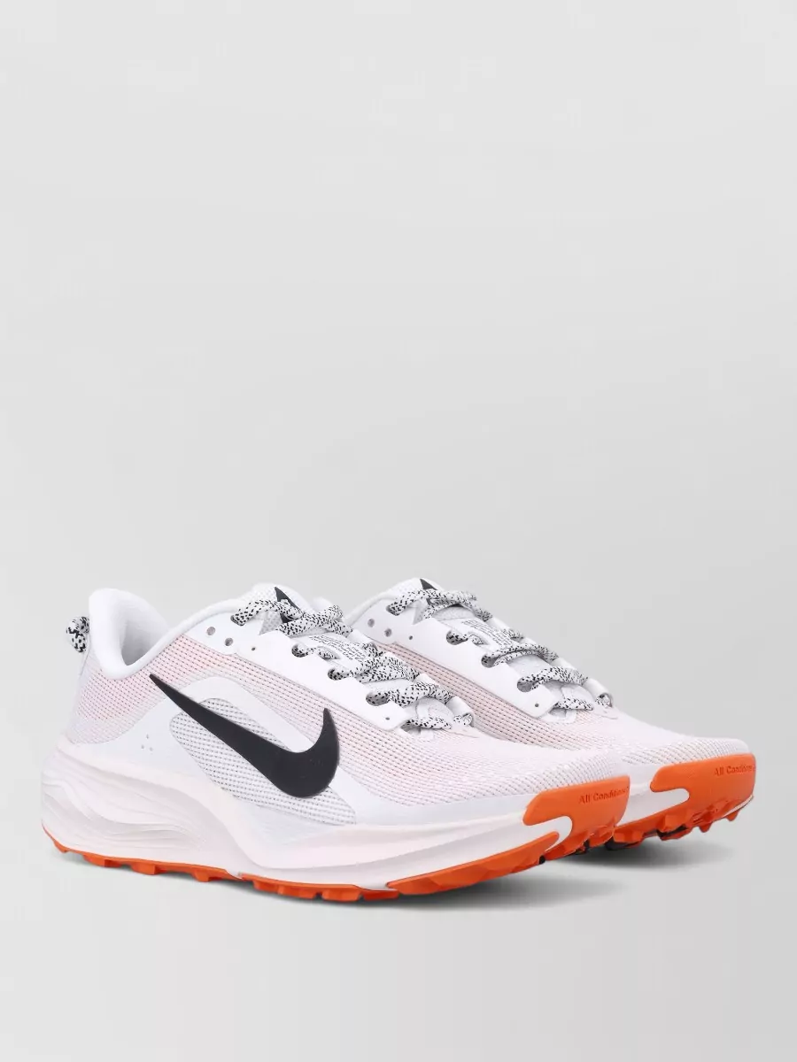 Nike low-top sneakers