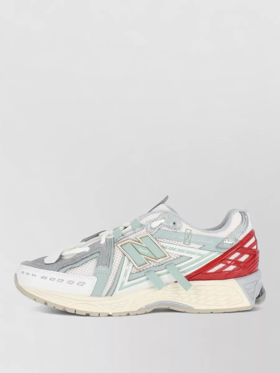 New Balance Low-Top Sneakers