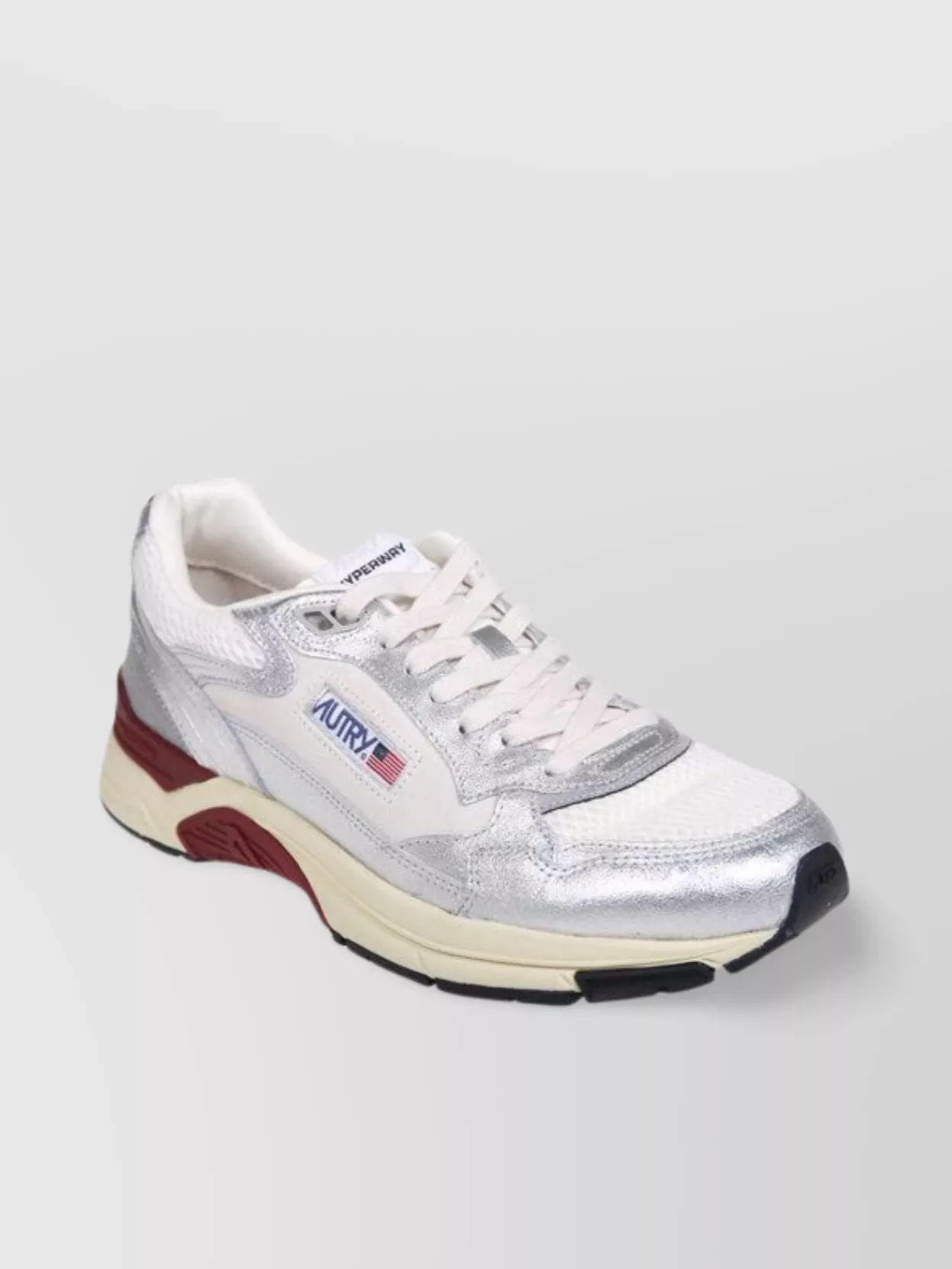 Autry Low Top Sneaker With Contrast Sole And Mesh Panels In Red