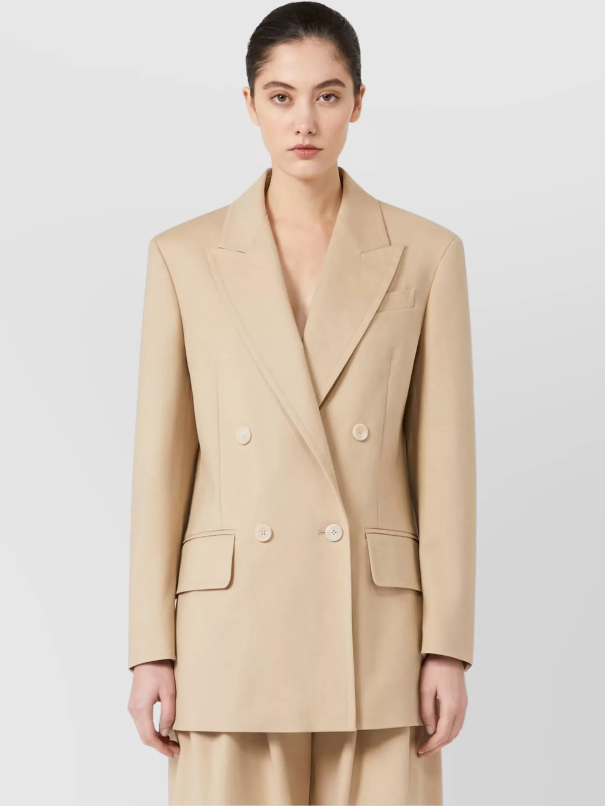 Max Mara Tailored Suit Double-Breasted Design