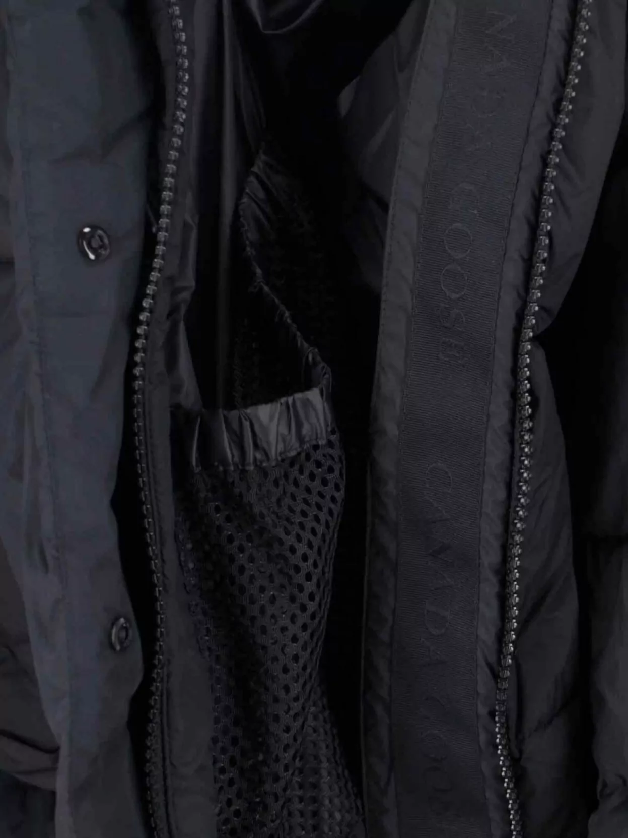 Canada Goose Versatile Hooded Quilted Jacket And Pockets