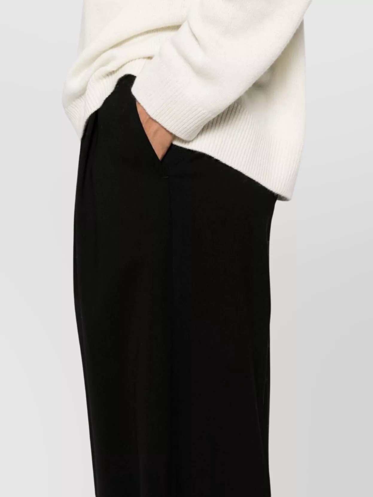 Parosh Wide Leg Pleated Trousers And Pockets