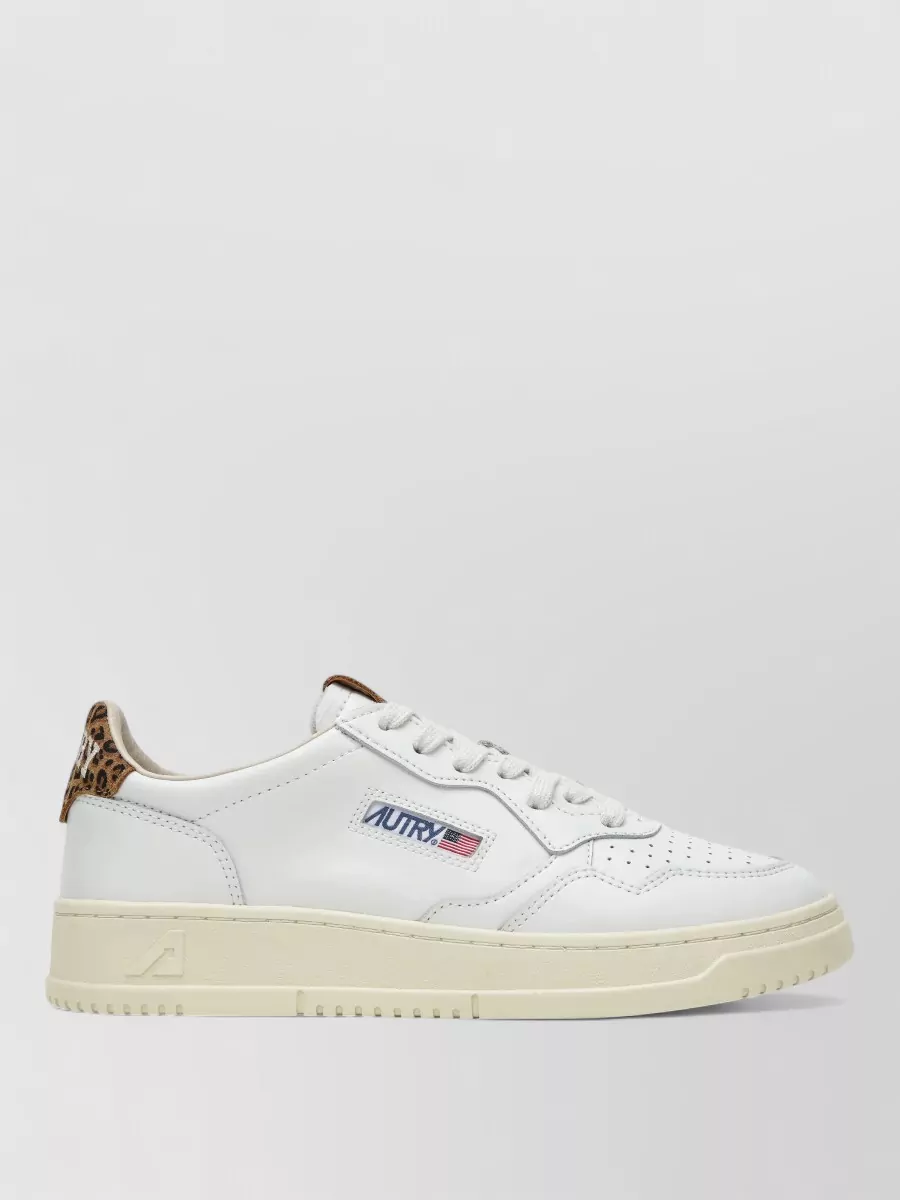 Autry low-top sneakers
