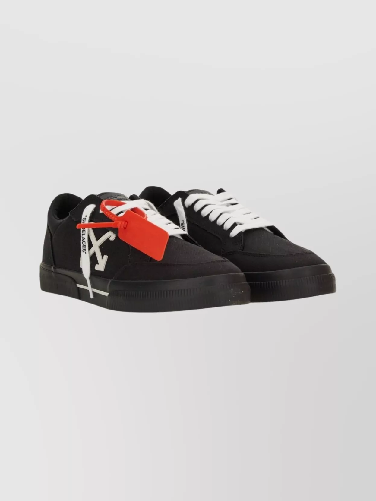 Off-White Round Toe Sneakers Featuring Rubber Sole Design