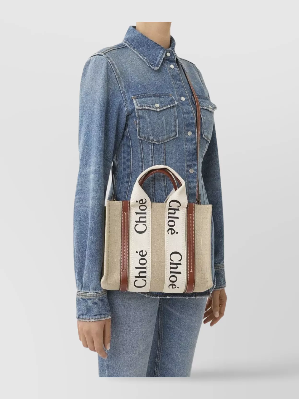 Chloé WOODY versatile tote bag with adjustable strap | The