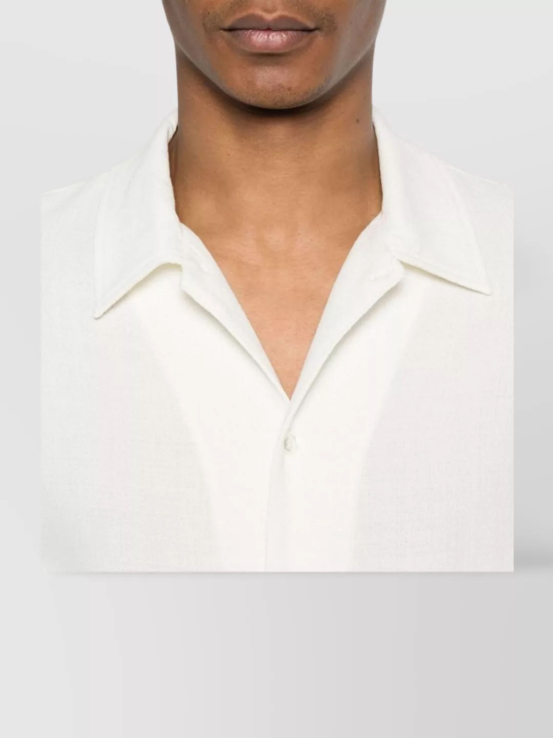 Séfr Long Sleeve Shirt With Spread Collar Design