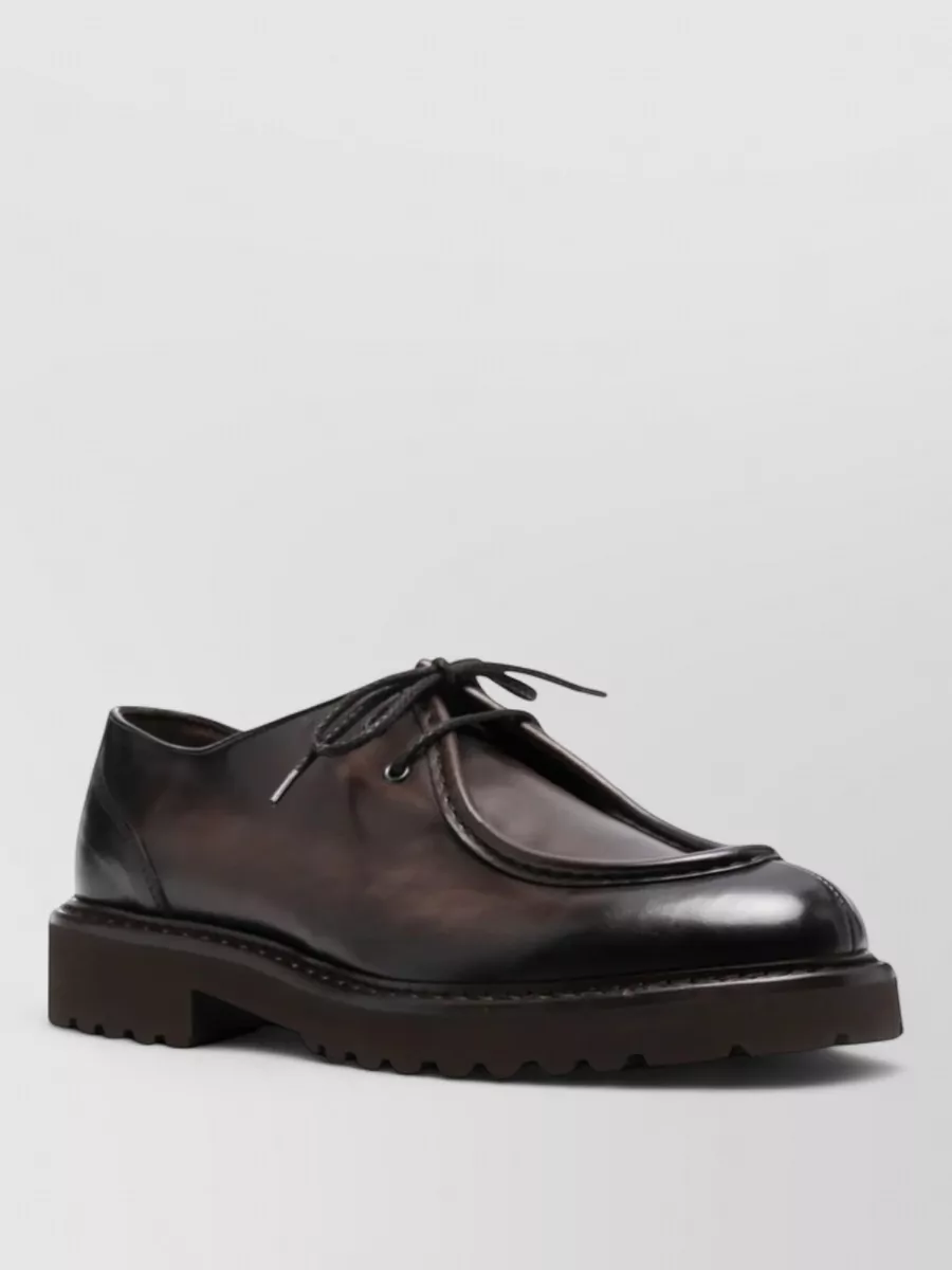 Doucal's calf leather derby shoes