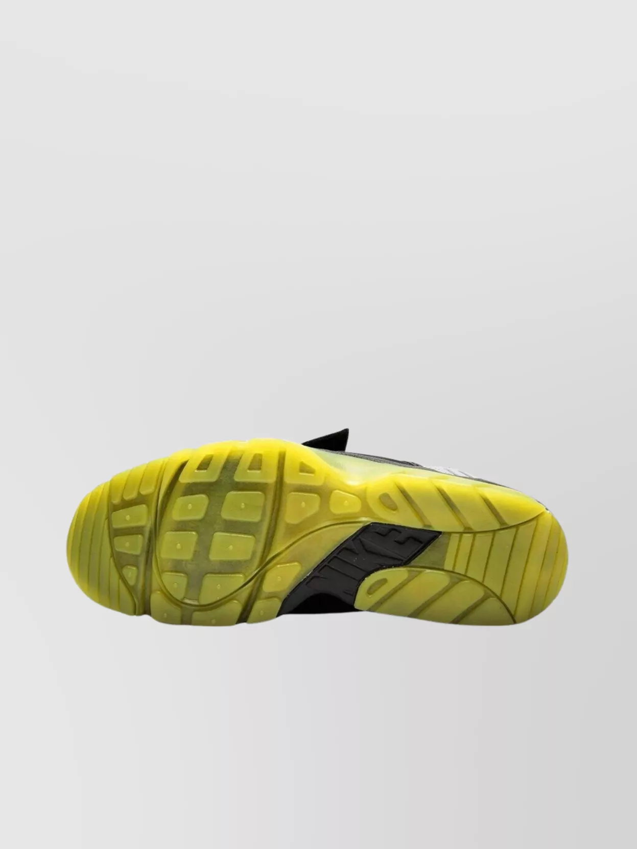Nike Top Low Sneakers Selection Panelled Perforated Sole