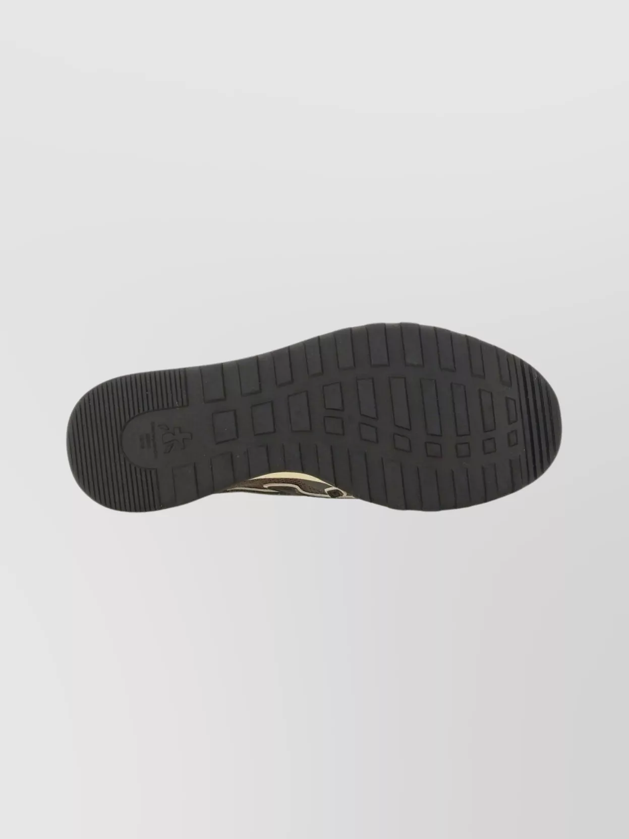 Premiata Stylish Sneakers With Contrast Sole And Padded Collar