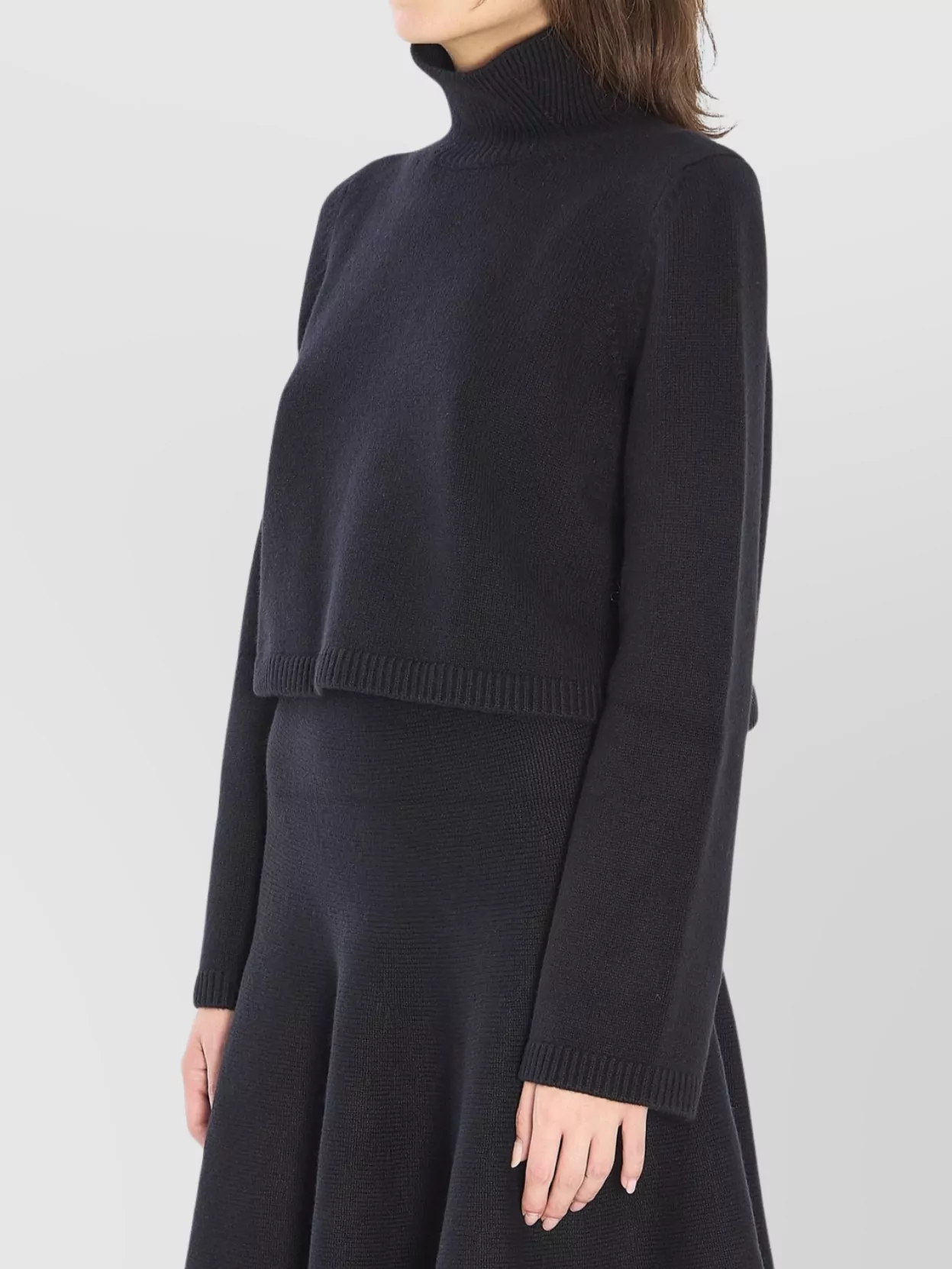 Alaïa Cashmere Blend Cropped Turtleneck Pullover