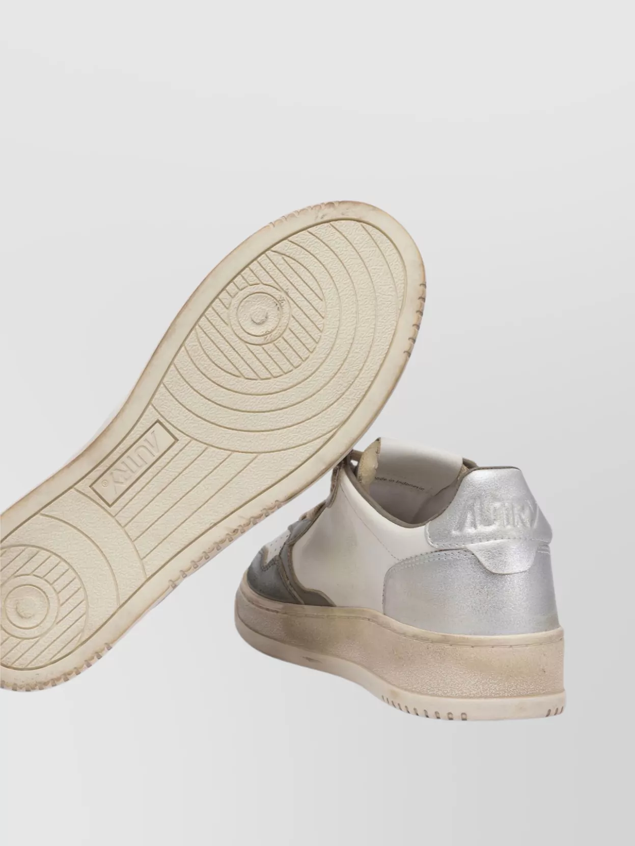 Autry Metallic Heel Perforated Toe Rubber Sole