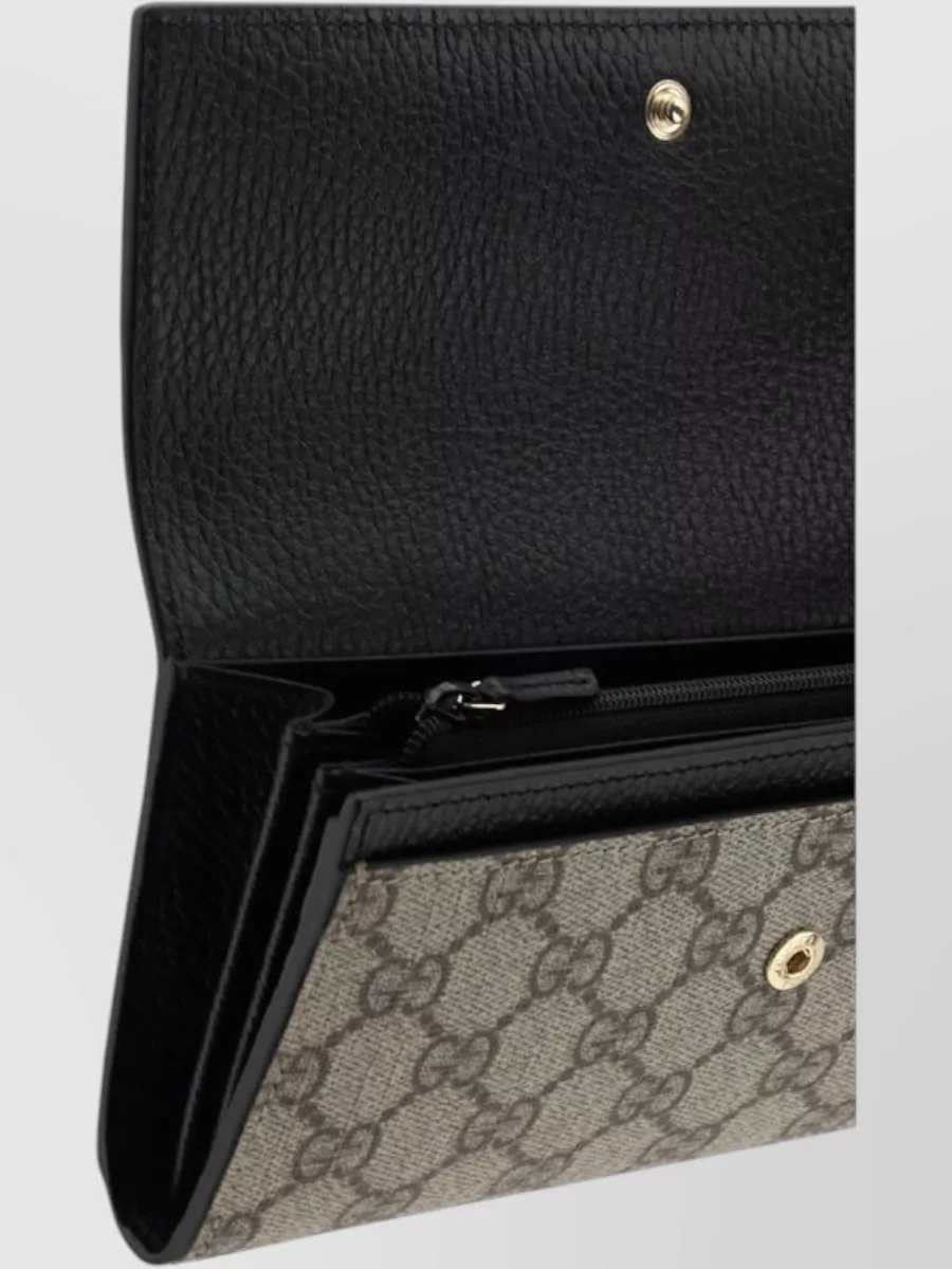Gucci Leather Logo-Print Wallet