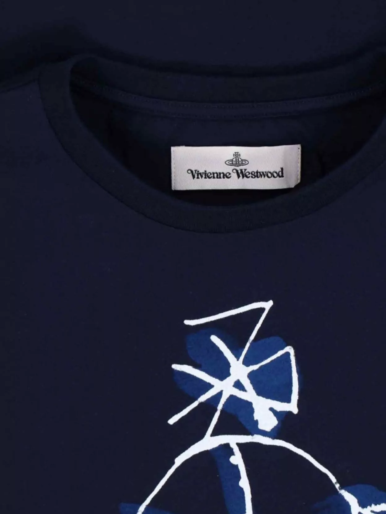 関税込【Vivienne Westwood】Graphic Print Crew Neck T-Shirt Vivienne Westwood Crew neck graphic print top | The Fashion