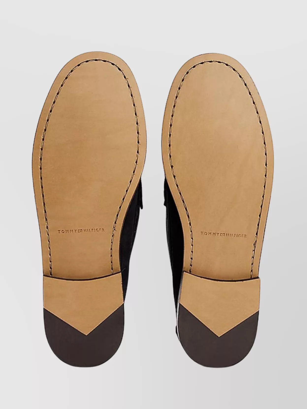 Tommy Hilfiger Loafer With Round Toe And Suede Finish