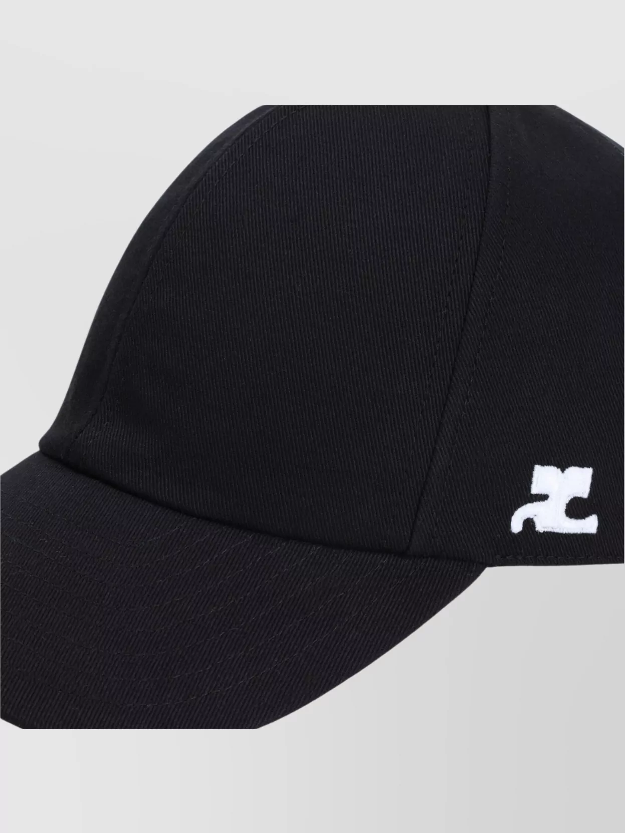 COURRÈGES ADJUSTABLE TONAL VISOR CURVED BRIM CAP