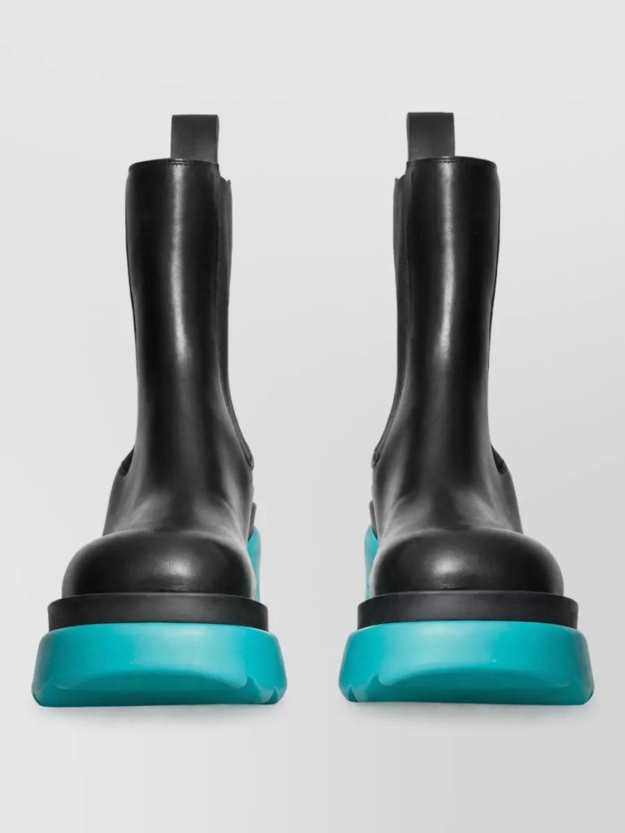 Bottega Veneta leather flash boots