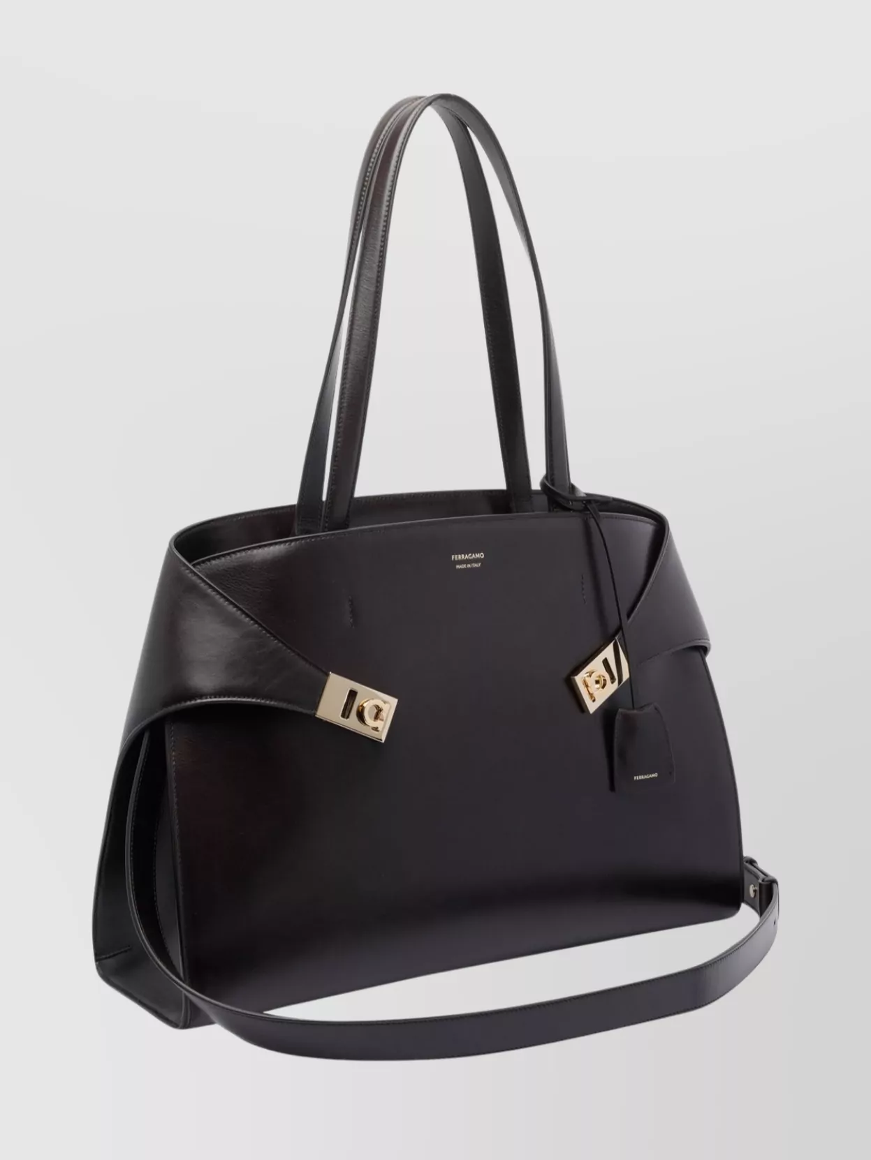 Ferragamo Leather Shoulder Bag Featuring Dual Straps In Black