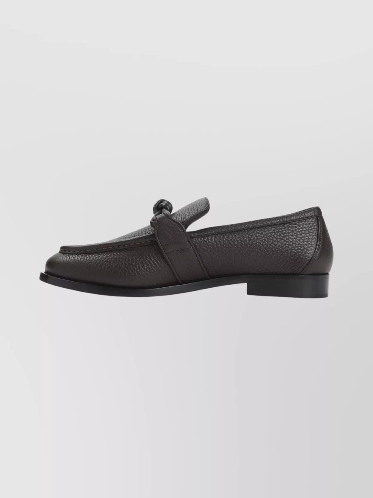 Bottega Veneta Knot Detail Round Toe Textured Leather Loafers