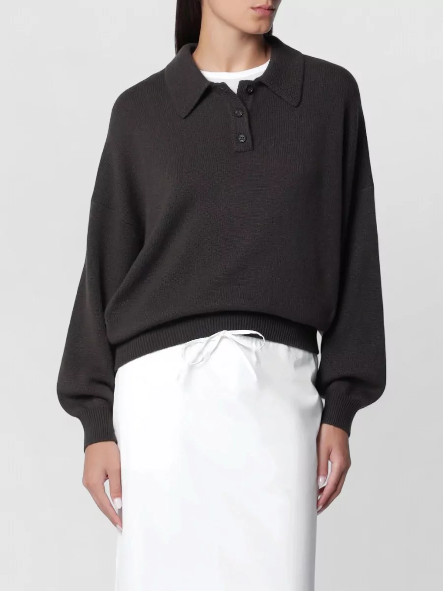 Lisa Yang jumper