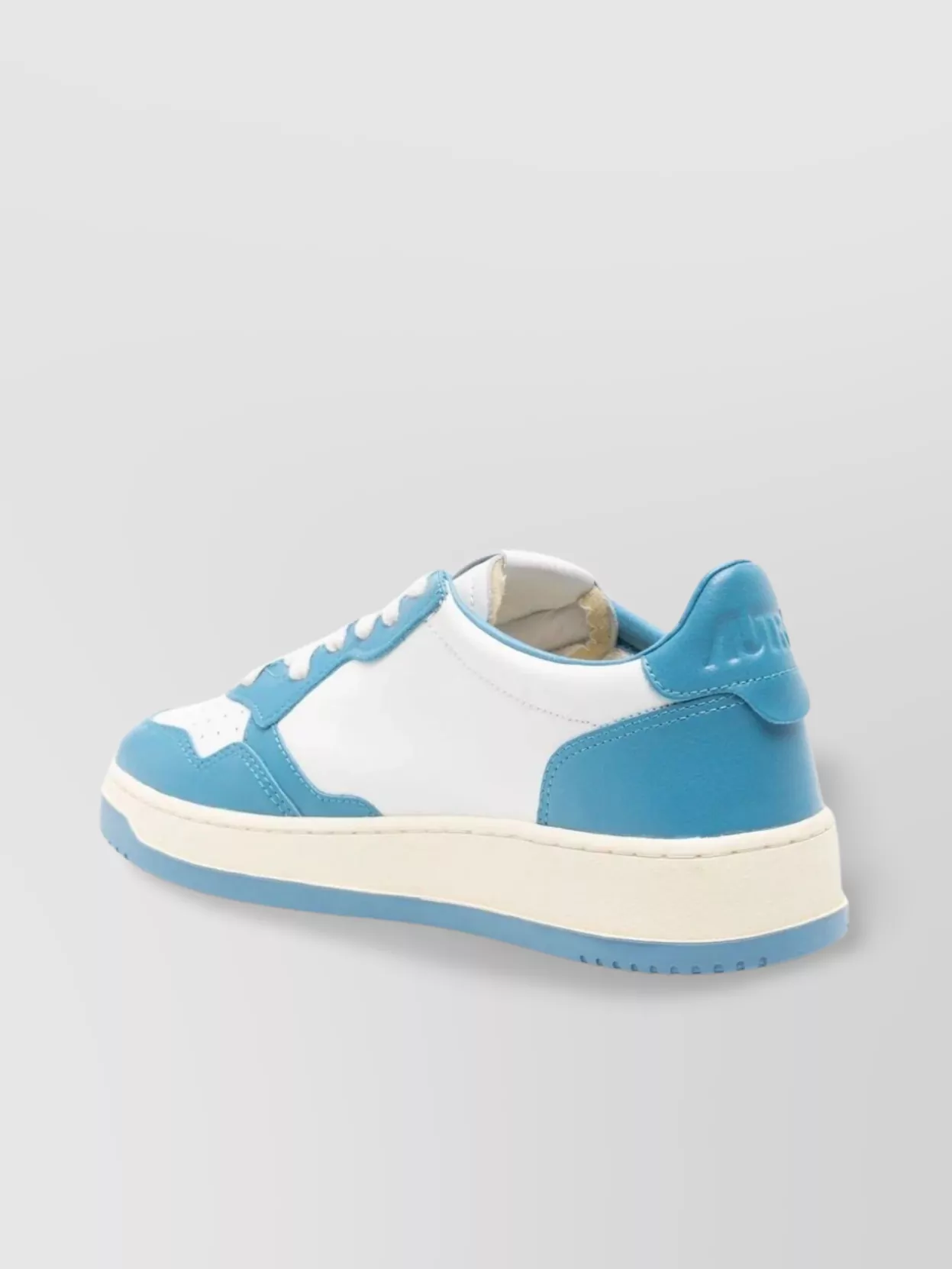 Autry Bicolor Medalist Leather Low Sneakers In Blue