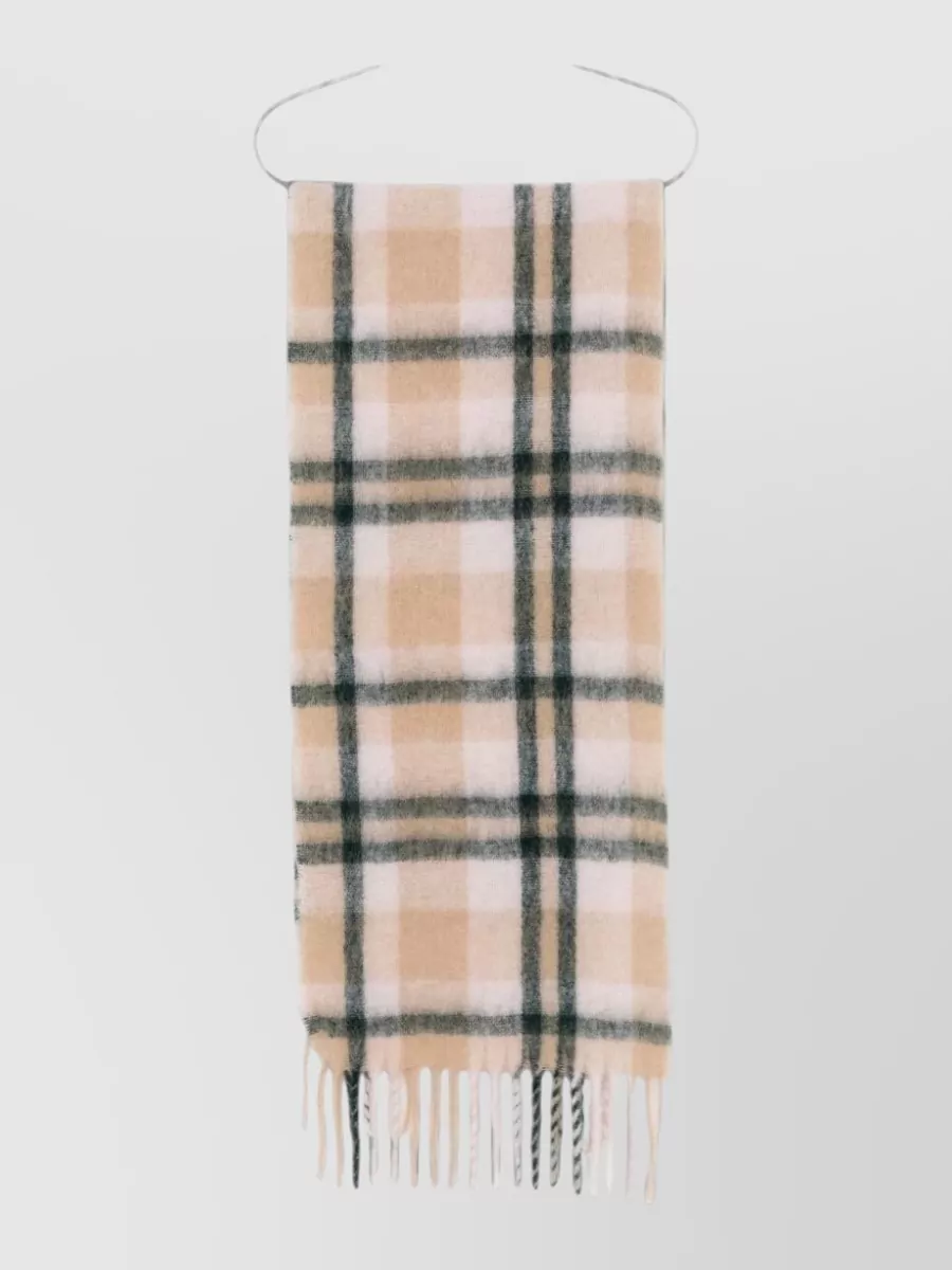 Closed checked alpaca scarf