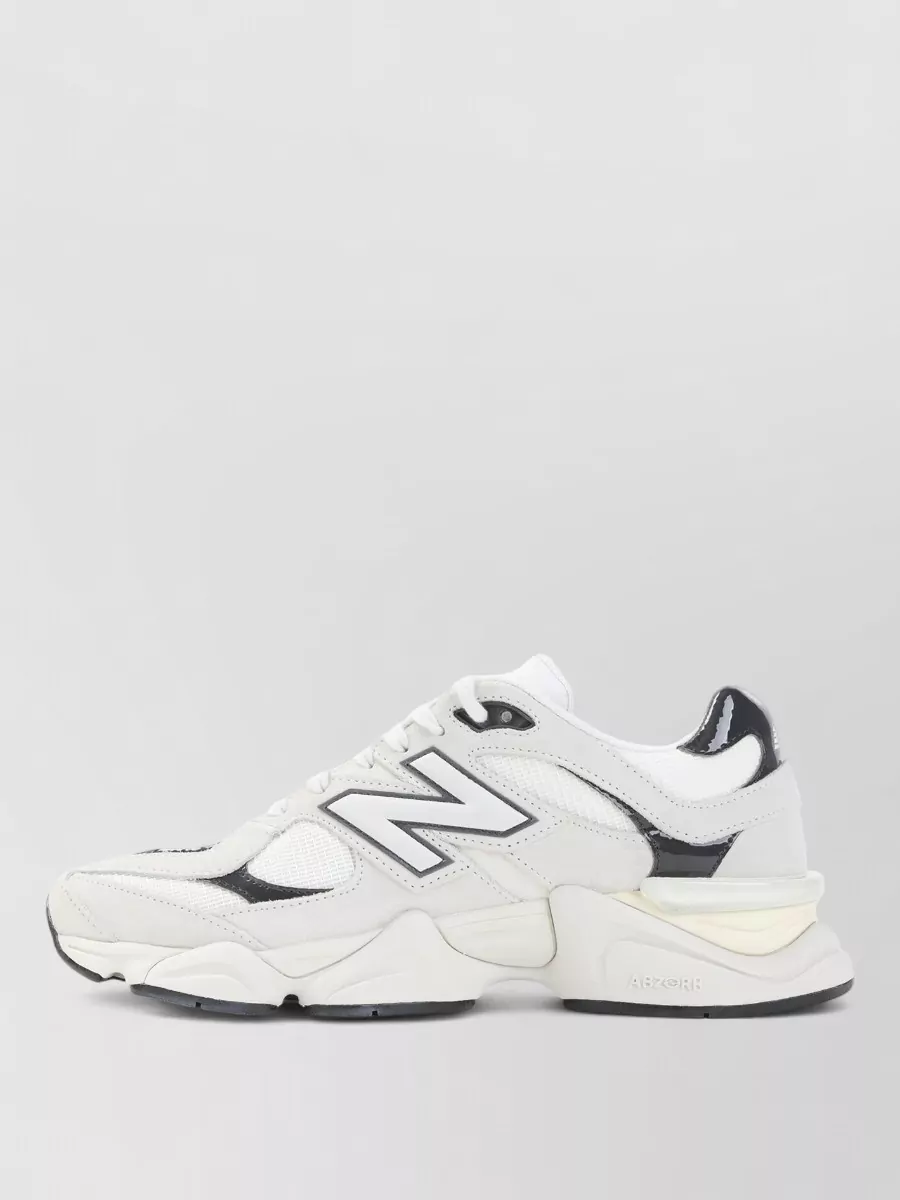 New Balance Low-Top Sneakers