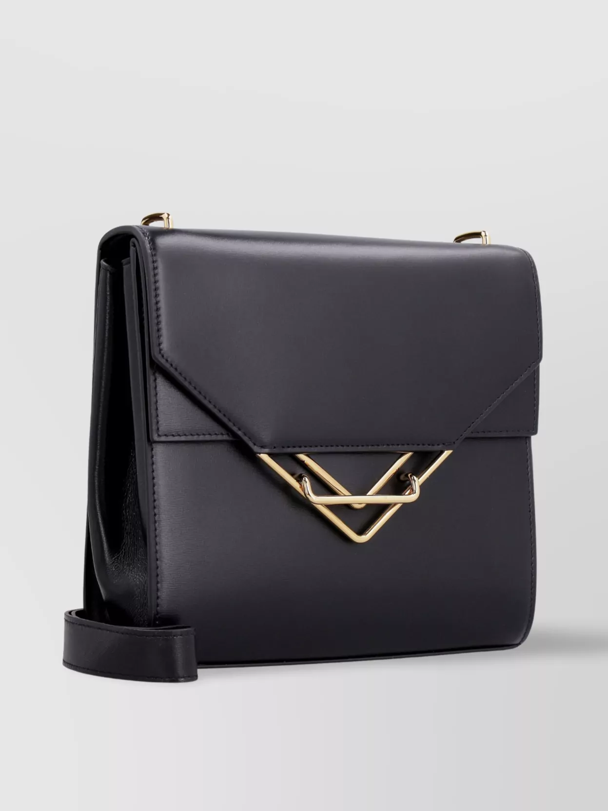 【BOTTEGA VENETA】SMALL CLIP SQUARE CROSSBODY BAG Bottega Veneta Small Cassette Crossbody | Rent Bottega