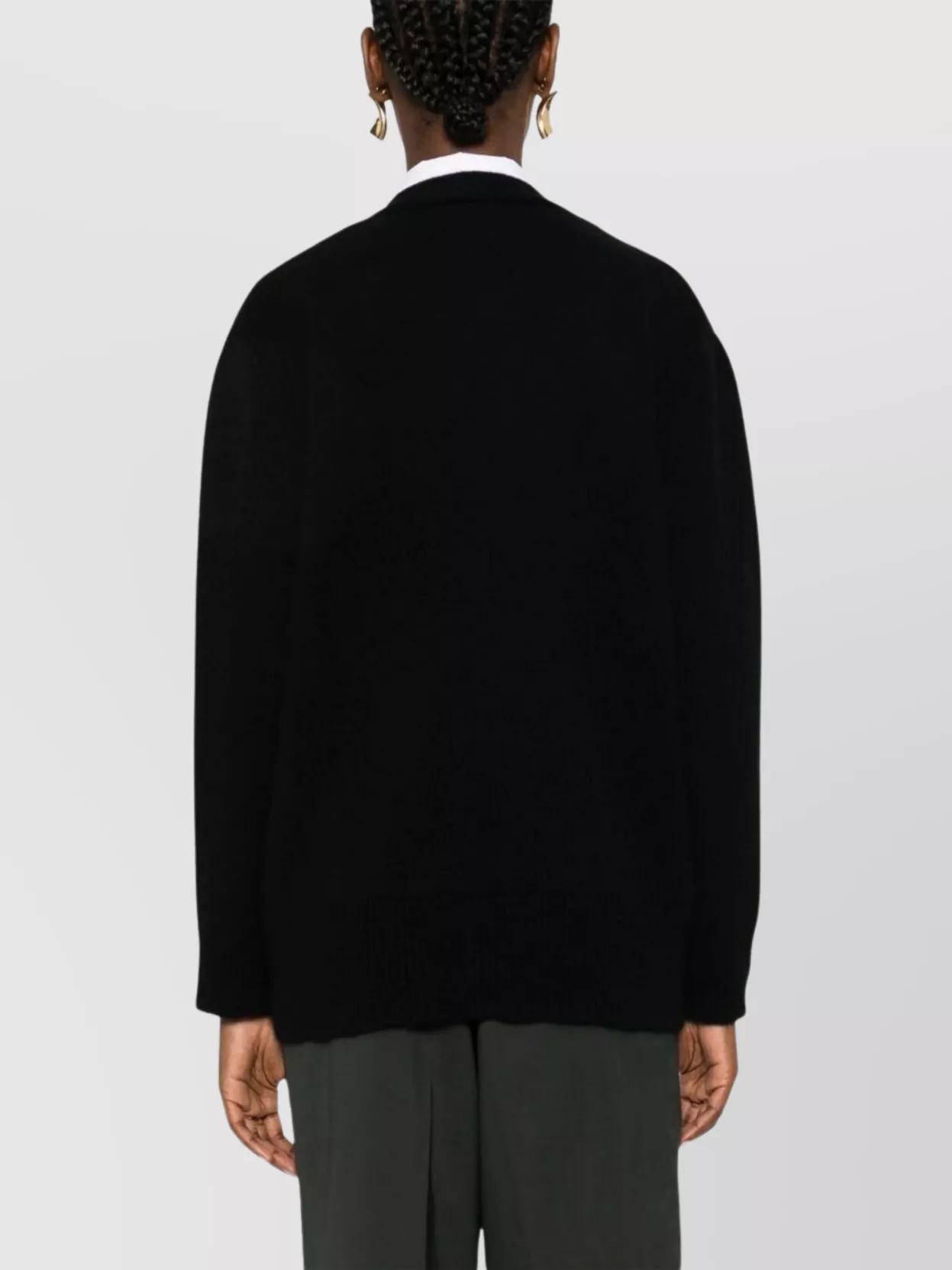 Kujten Knitwear V-Neckline Front Pockets