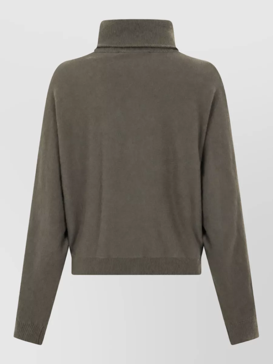 Vince Cashmere Wool Turtleneck Sweater
