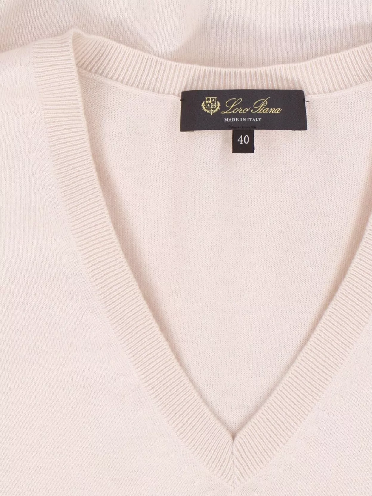 Loro Piana Classic V-Neck Knitwear With Ribbed Details