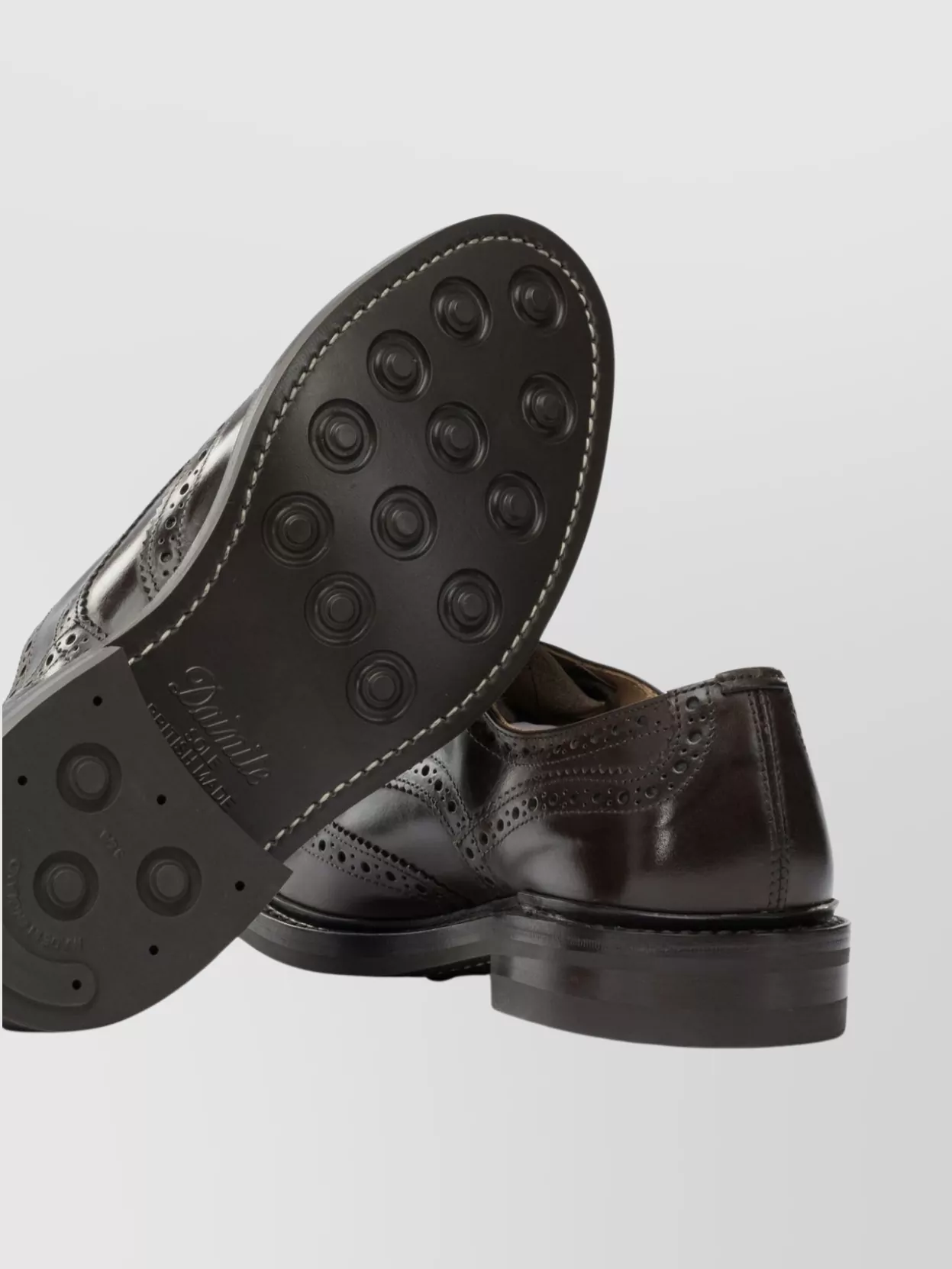Tricker's Brogue Lace-Up Derby Shoes With Round Toe