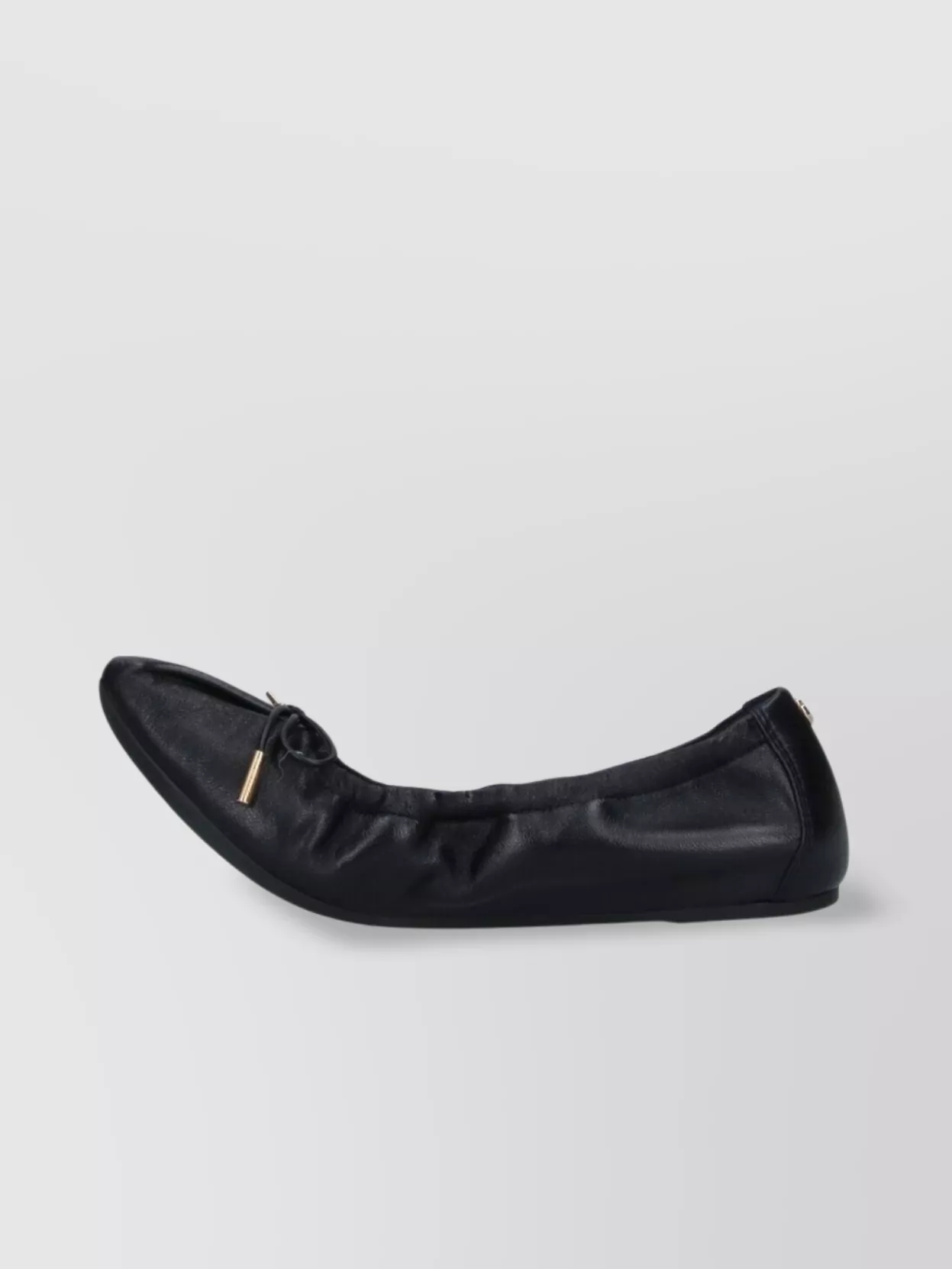 Ferragamo Round Toe Ballerina Shoes With Bow Detail