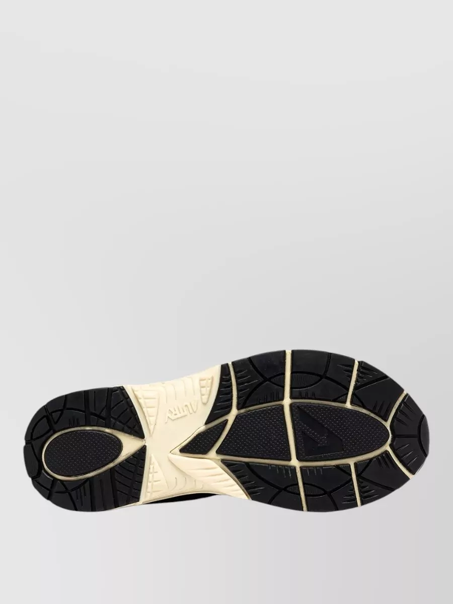 Autry Leather Low-Top Sneakers