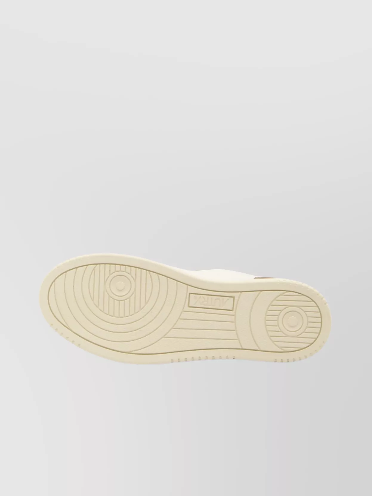 Autry Medalist Sneakers Leather Perforated Toe