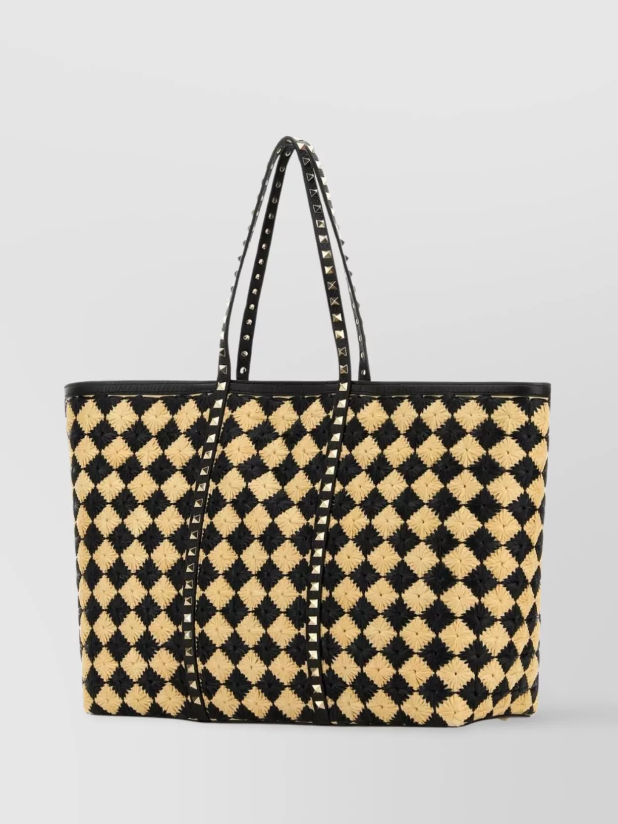 ハンドバッグ Valentino Garavani Raffia Rockstud Handbag Valentino Garavani Checkered raffia rockstud shopping bag
