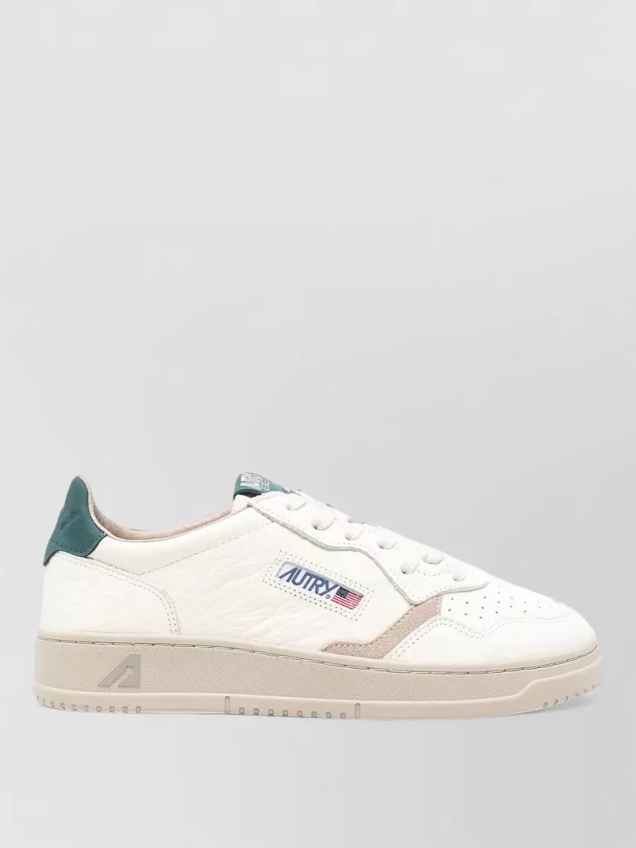Autry Leather Medalist Low Lace-Up Sneakers