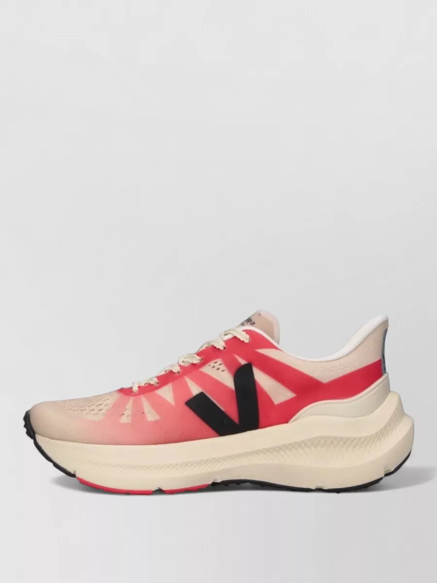 Veja Low-Top Sneakers