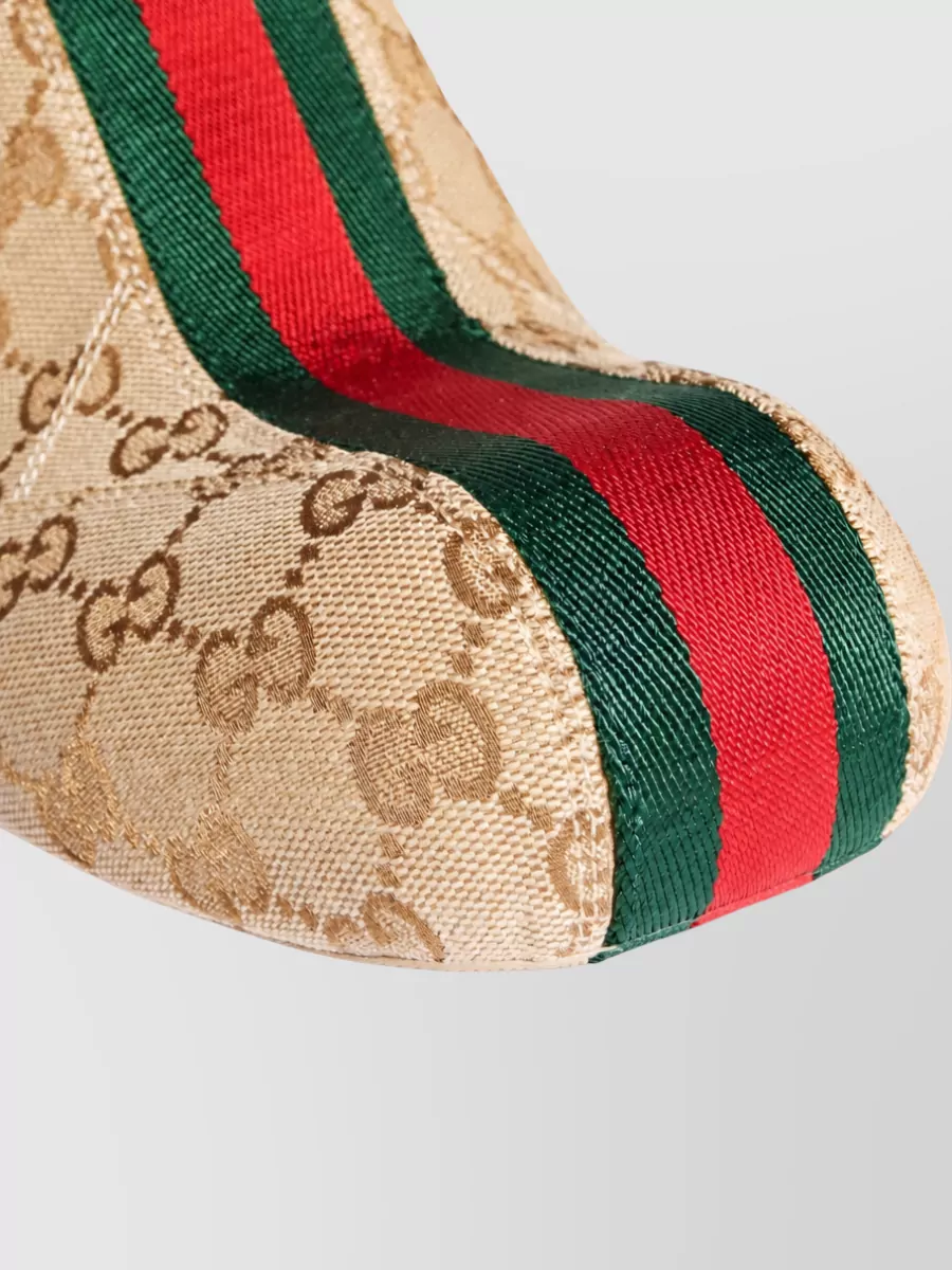 Gucci Logo-Print Loafers