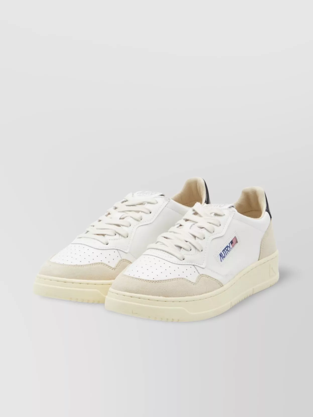 Autry Medalist Low Sneakers Featuring Suede Inserts