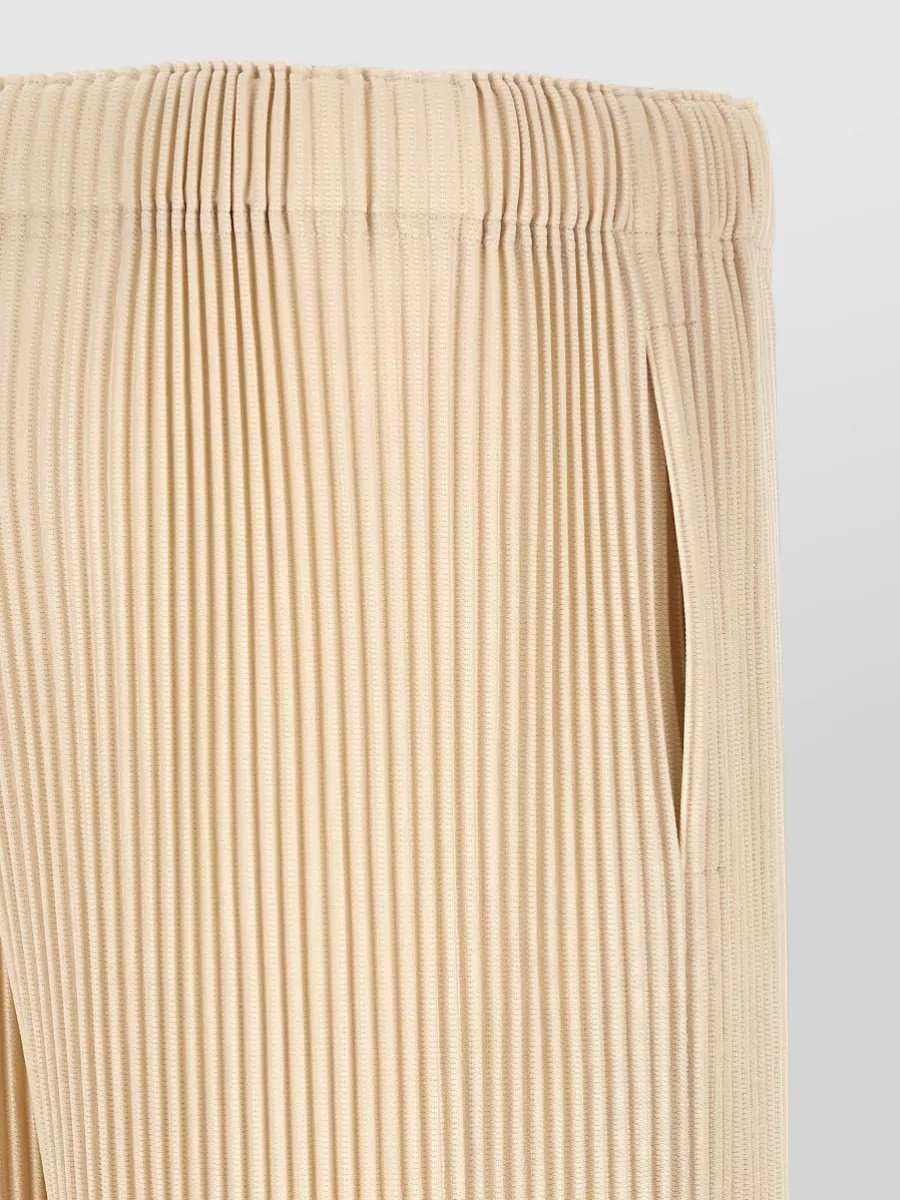 Homme Plisse Issey Miyake Ribbed Straight-Leg Bermuda Shorts