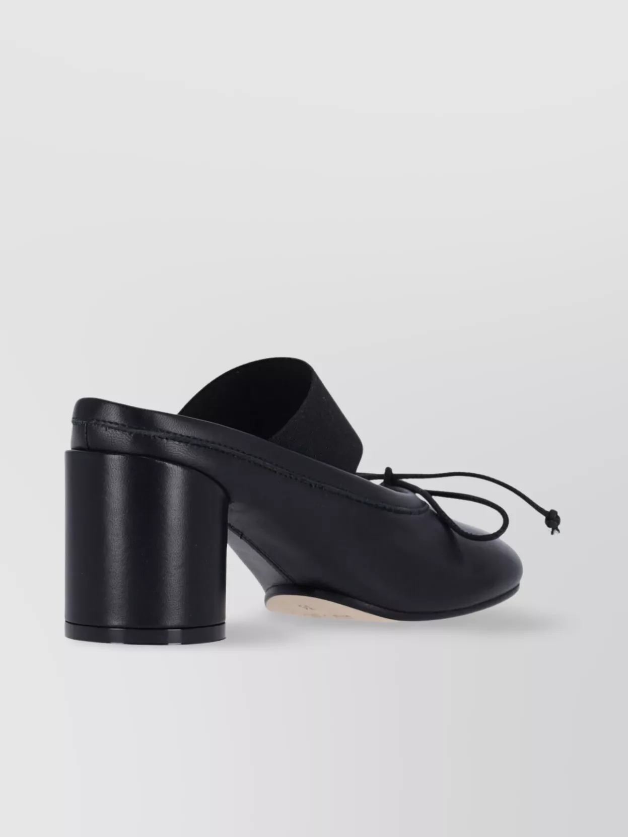 Mm6 Maison Margiela Mm6 By Maison Margiela Anatomical Black Goat Leather Sandals With Bow Detail In Black
