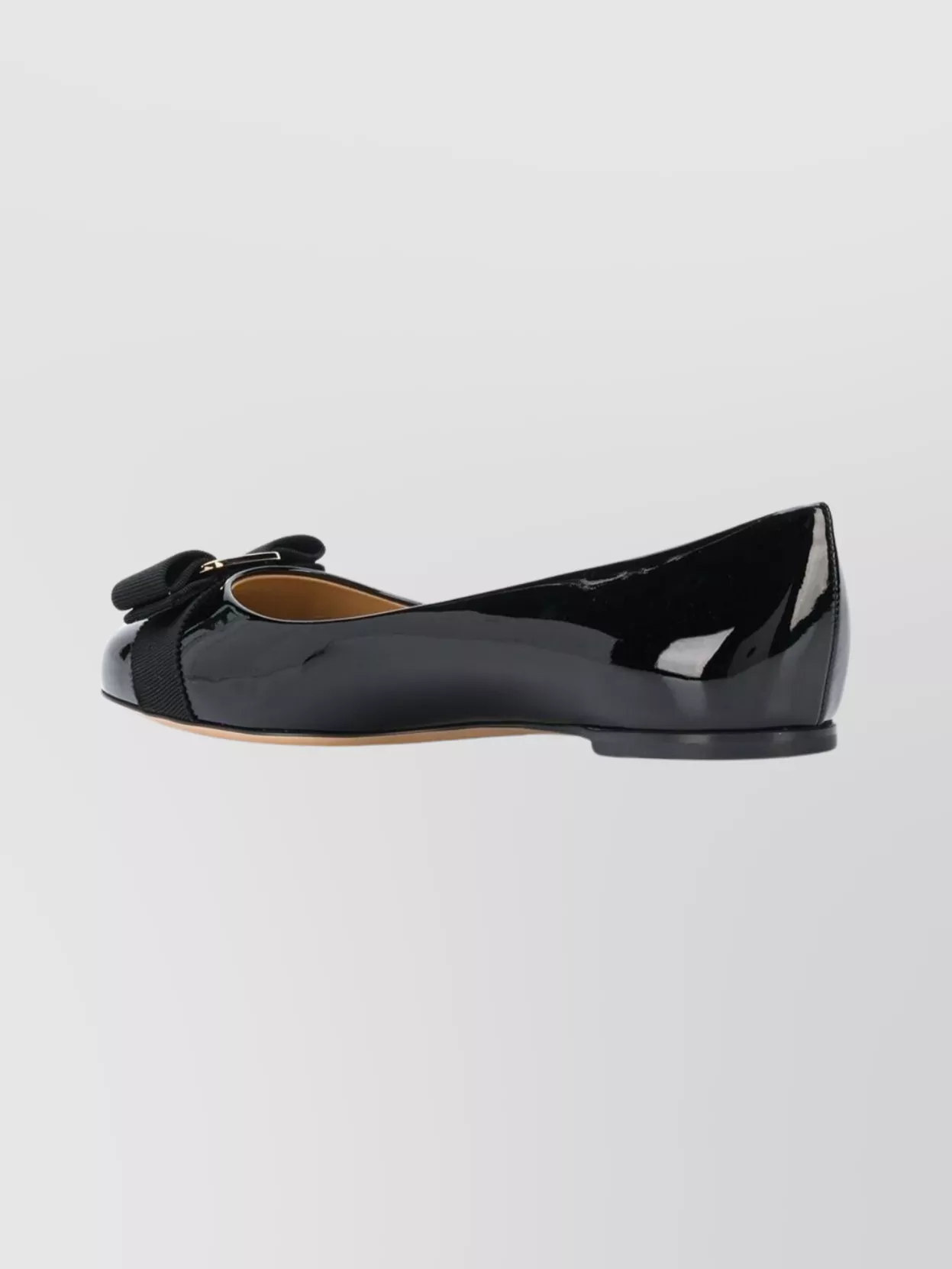 Ferragamo Ballerina Shoes With Bow And Patent Finish