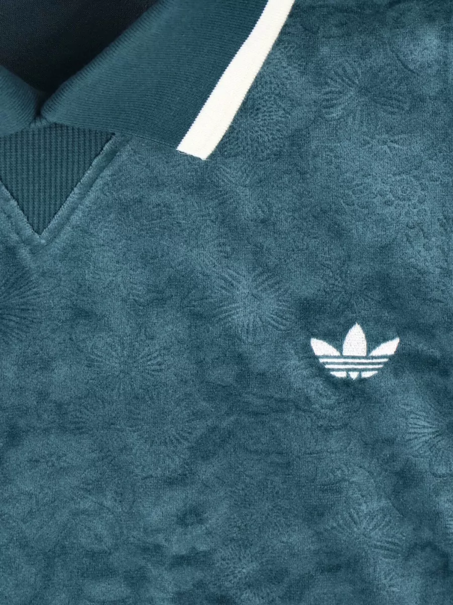 Adidas Knit Sweatshirt Ribbed Collar Cuffs Hem Striped Sleeves