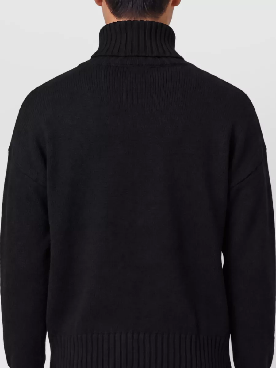 Lisa Yang Cashmere Ribbed Relaxed-Fit Turtleneck Sweater