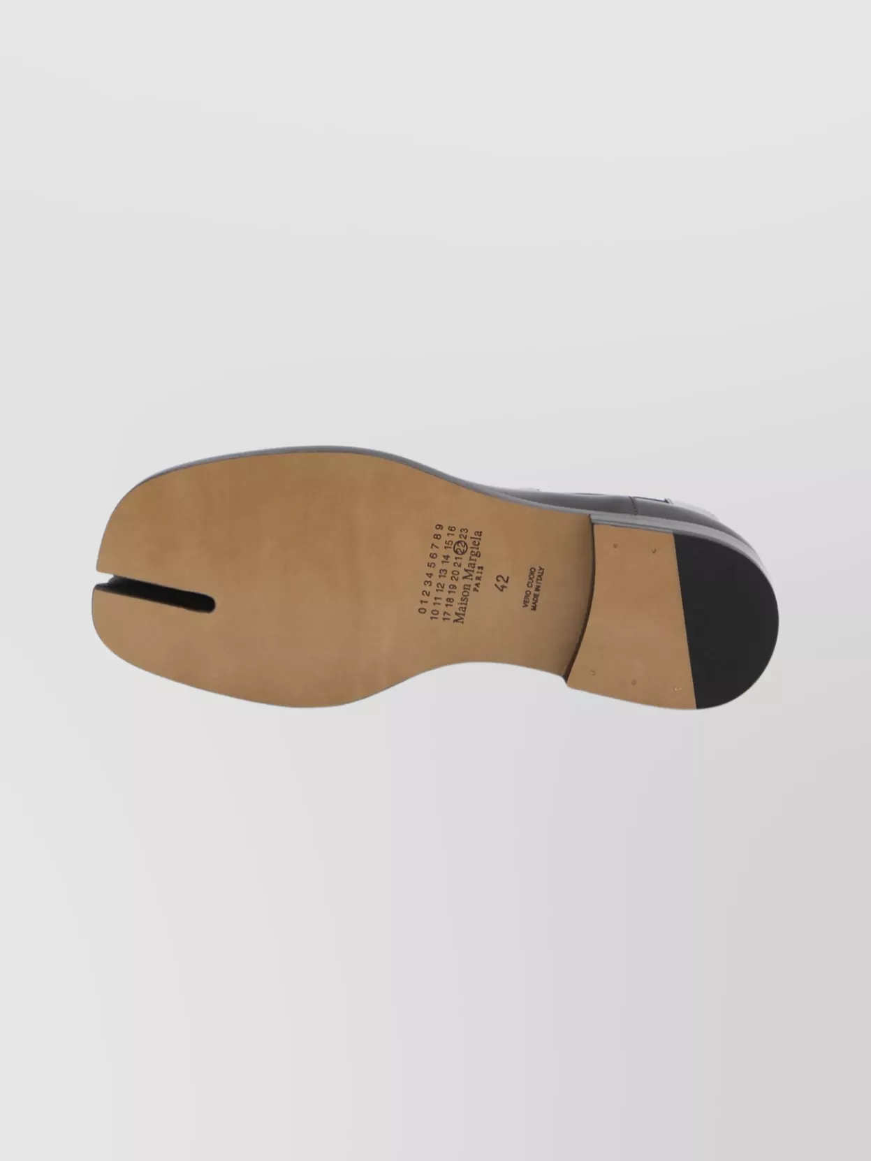 Maison Margiela Tabi Ankle Boots Cylindrical Heel