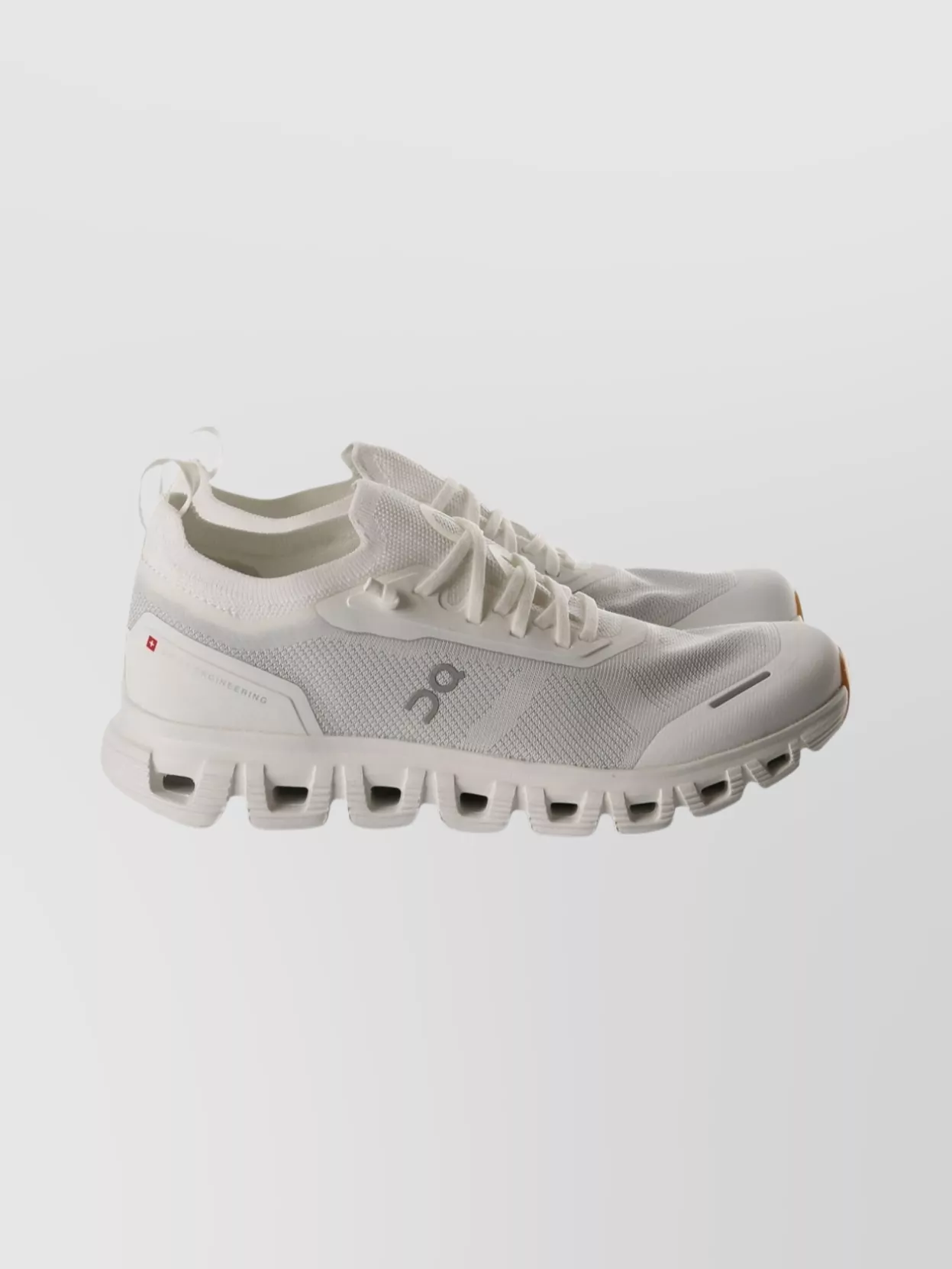 On Versatile Cloud 6 Low-Top Sneakers